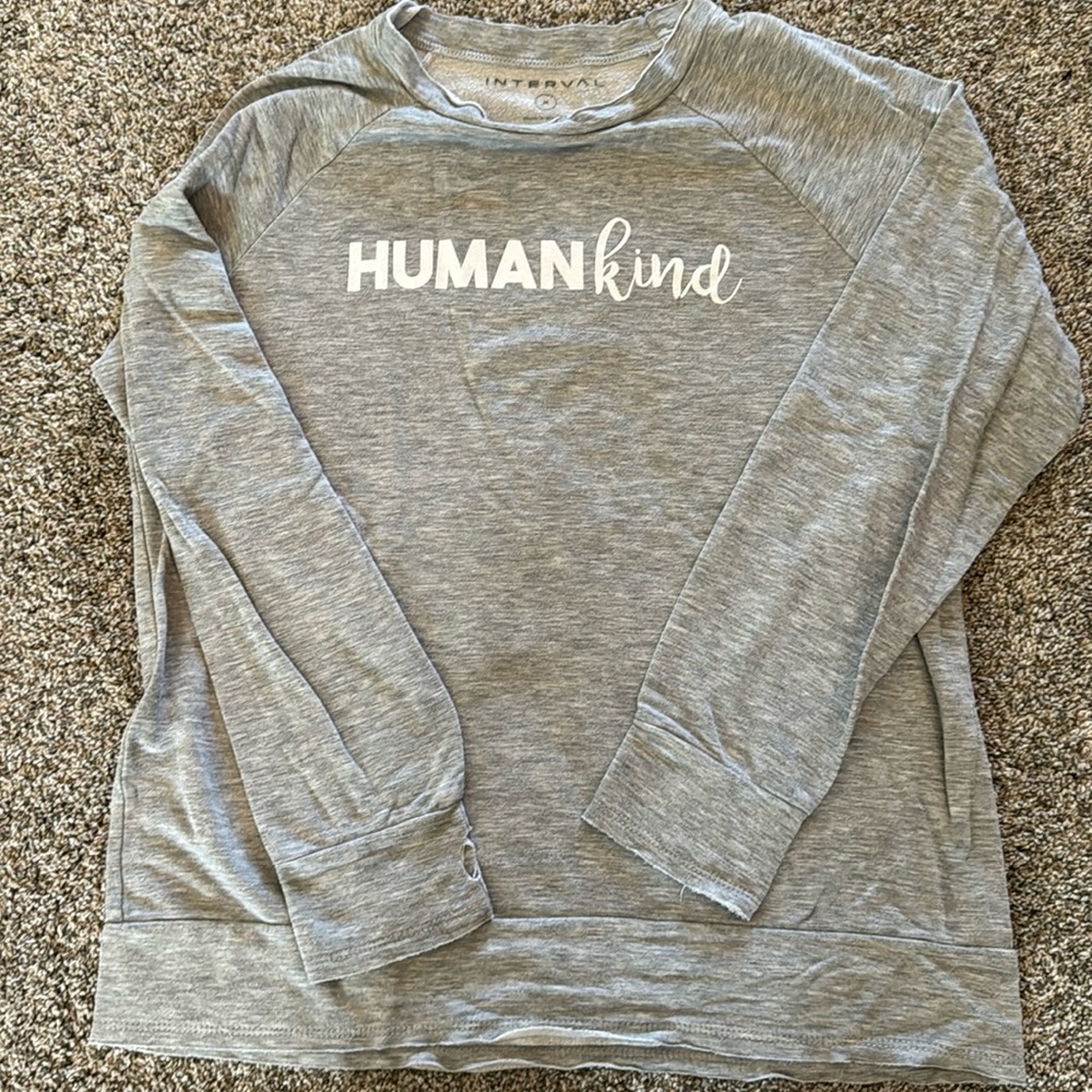 Lightweight sweatshirt